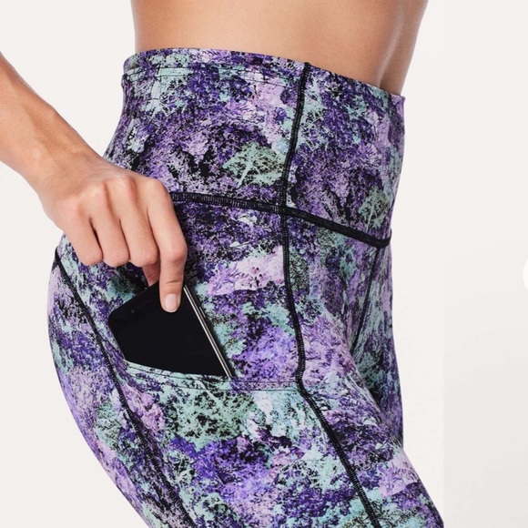 Lululemon - Fast & Free Crop II Nulux 19" - Vivid Vision Multi Black - Size 4 - Picture 6 of 12